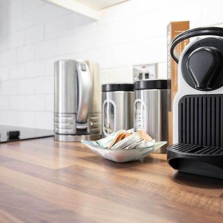 Carmel Apartments Falkirk Phòng bức ảnh