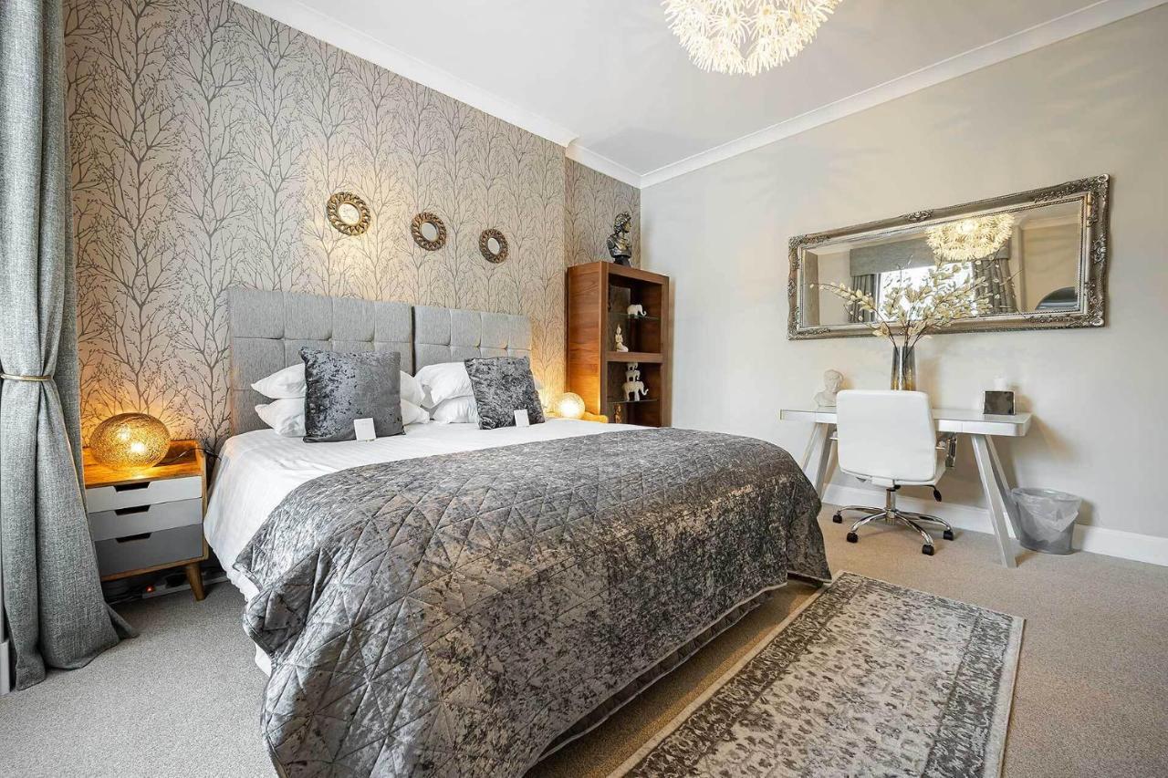 Carmel Apartments Falkirk Phòng bức ảnh