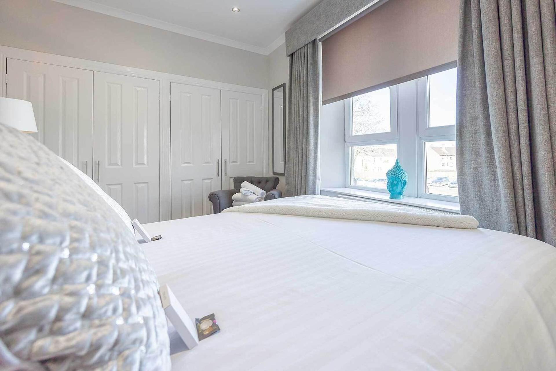 Carmel Apartments Falkirk Phòng bức ảnh