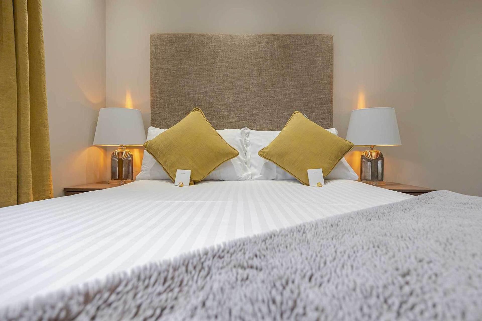 Carmel Apartments Falkirk Phòng bức ảnh
